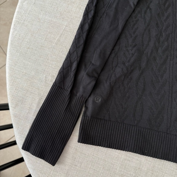 Lululemon Rest Less Pullover Cable Knit Long Sleeve Crewneck Top in Black - Picture 9 of 9